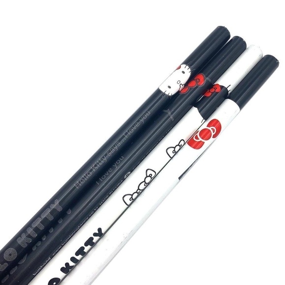 Sanrio Hello Kitty Black White Pencil Set - Picture 3 of 3